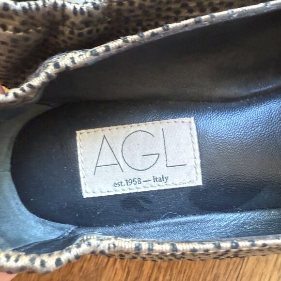 AGL ITALY Micro Pointed Toe Loafers; Polka Dot Print; Size 37 - Picture 8 of 9